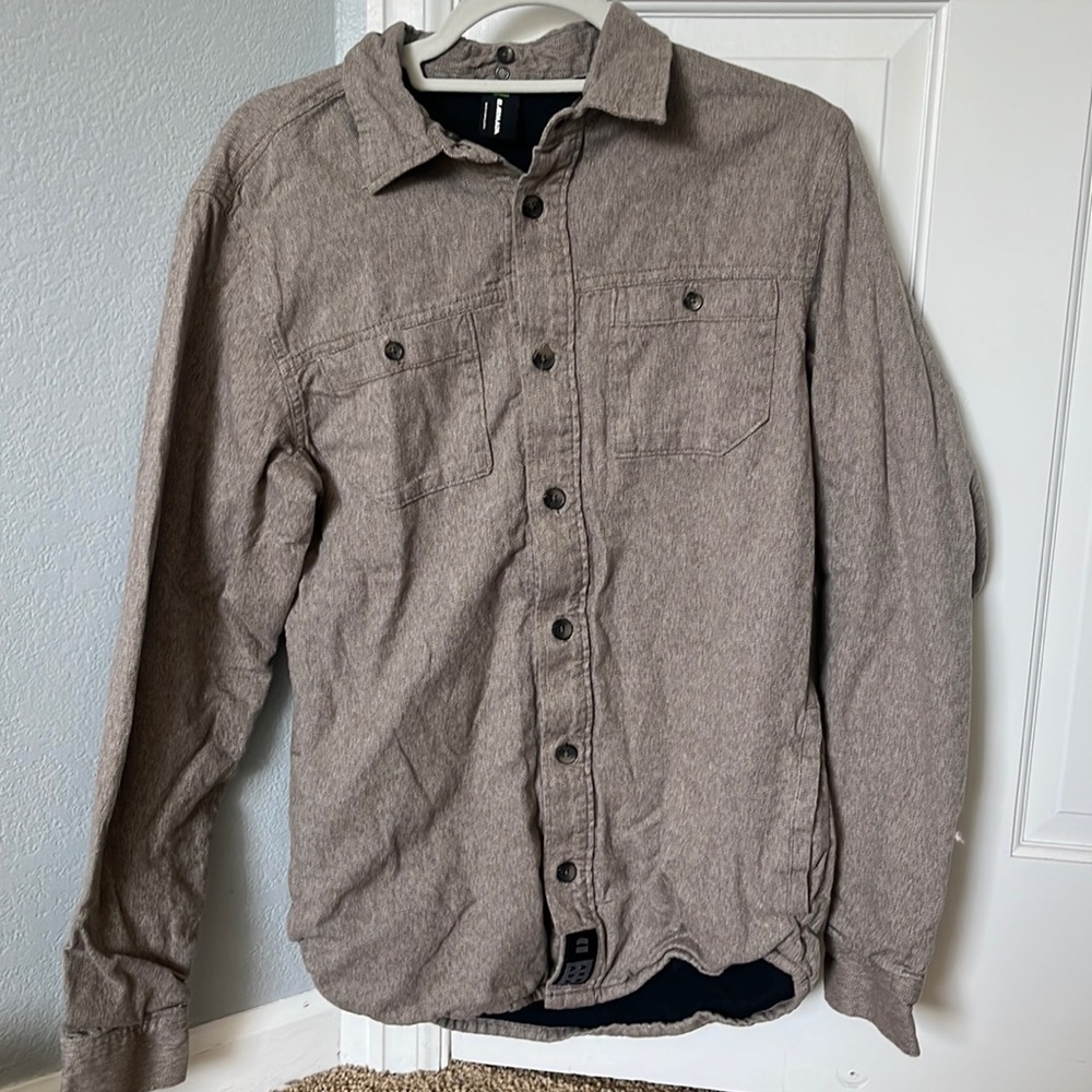 Armada Button Down